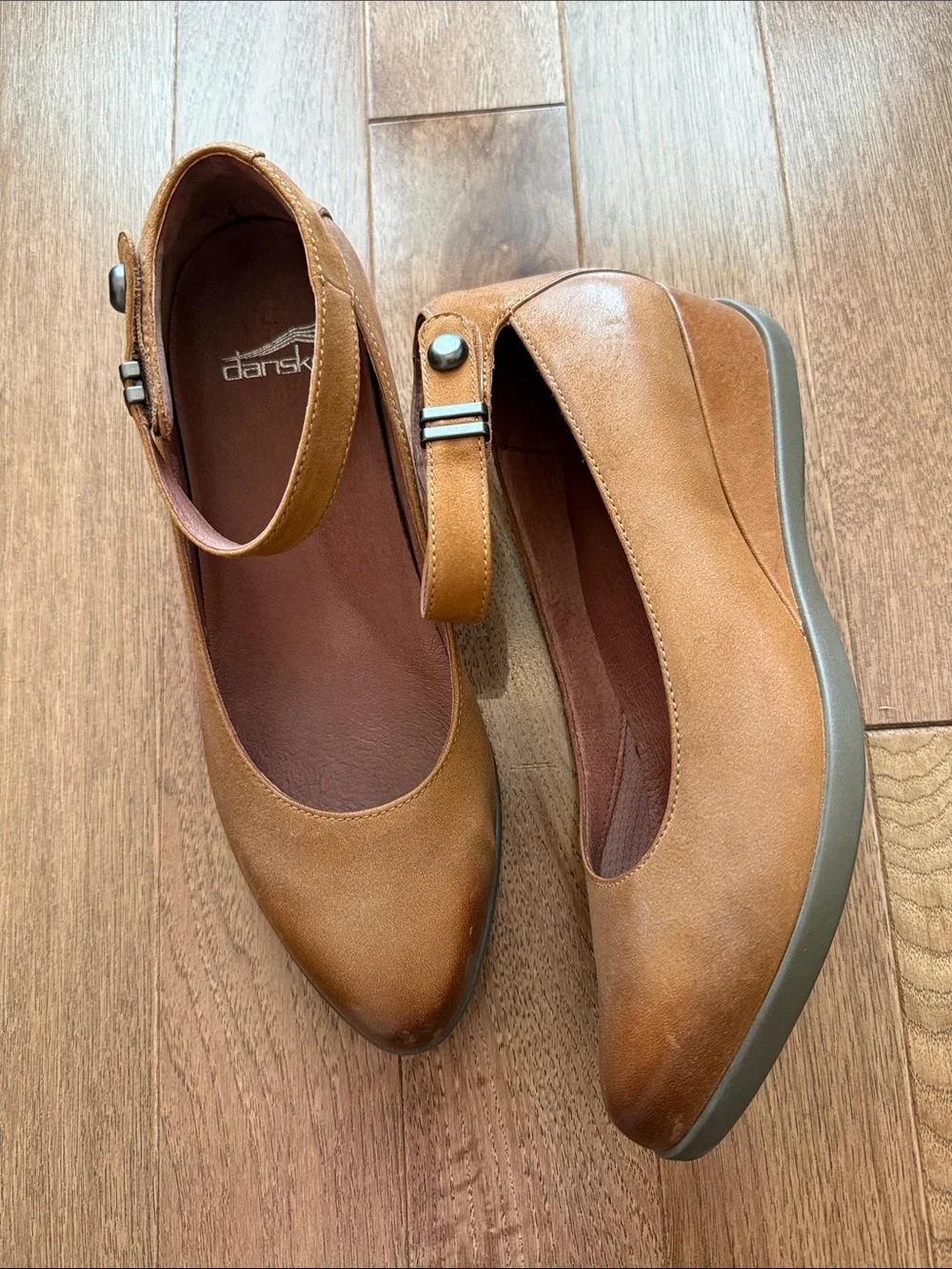 Dansko Shaylee brown tan leather wedge ankle strap mary jane 39 8.5